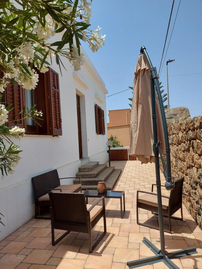Birbiciu Villa ปันเตลเลเรีย ภายนอก รูปภาพ